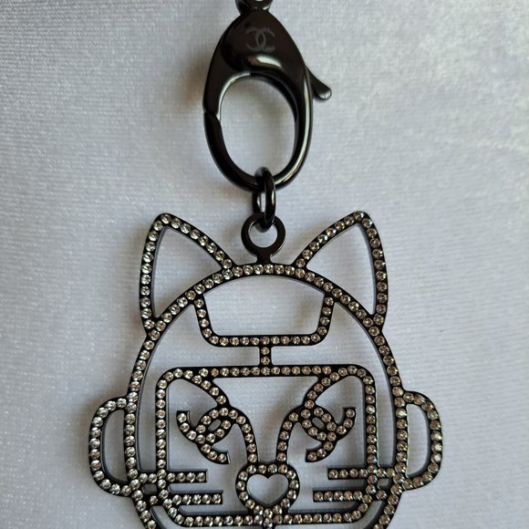 Chanel Cat Pendant Necklace with Crystals - Picture 5 of 15